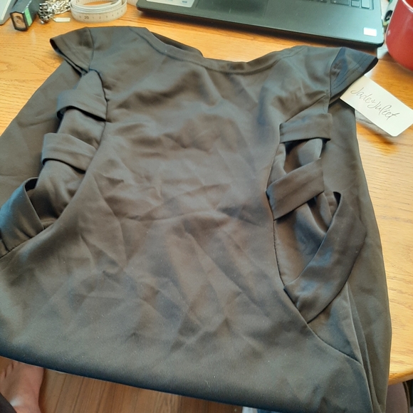 Ladies clothes - Picture 3 of 8